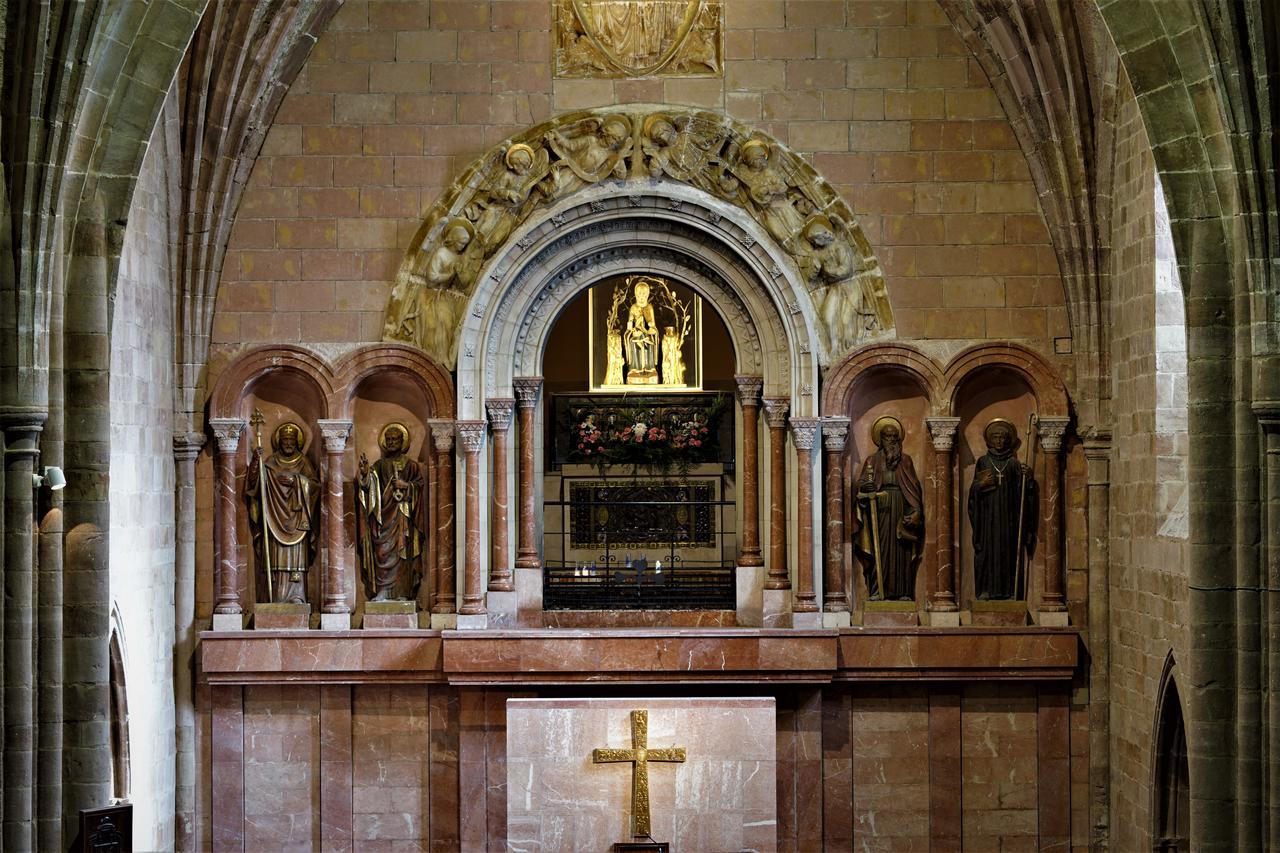 Monasterio De Santa Maria De Valvanera Ангиано Экстерьер фото