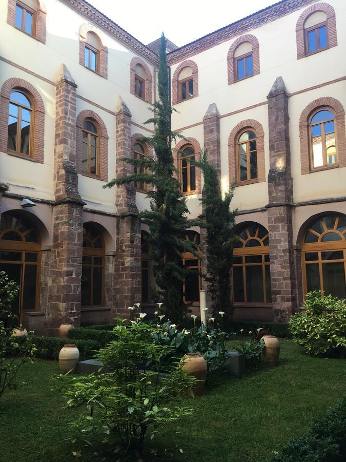 Monasterio De Santa Maria De Valvanera Ангиано Экстерьер фото