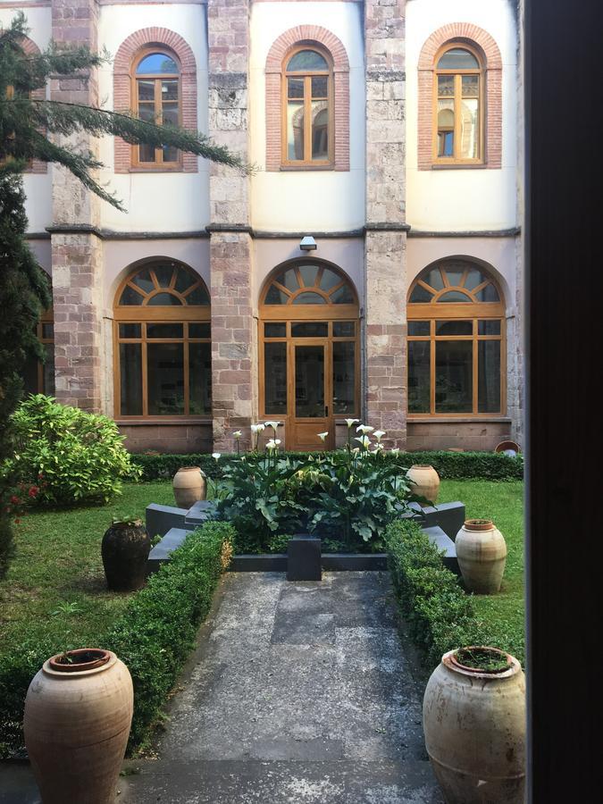 Monasterio De Santa Maria De Valvanera Ангиано Экстерьер фото